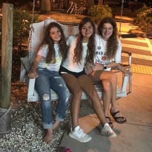 Meet your Posher, Melanie